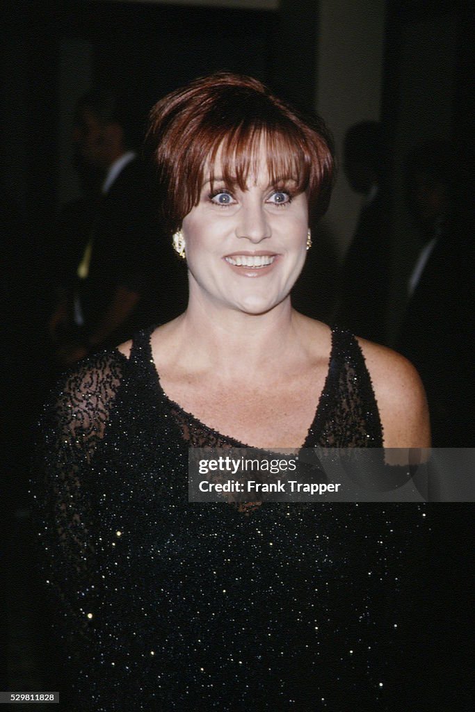 LIZA MINNELLI RECEIVES THE 'THALIANS AWARD' 1994