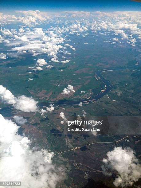 amur river between russia and china - xuan che fotografías e imágenes de stock