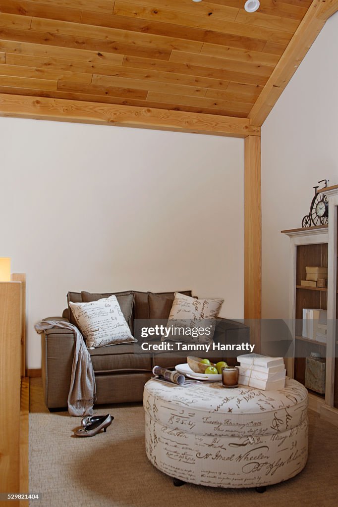 Living room with round table