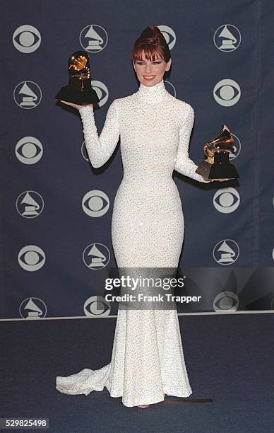 Shania Twain won an award for best country singer.