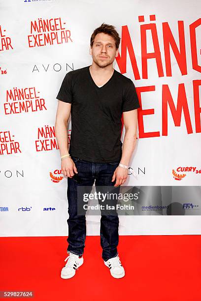 Actor Hanno Koffler attends the German premiere of the film 'Maengelexemplar' at Cinestar Kulturbrauerei on May 9, 2016 in Berlin, Germany.