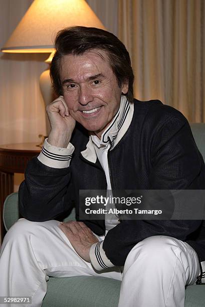 Reaphael Singer Raphael (Singer) Photos and Premium High Res Pictures - Getty Images