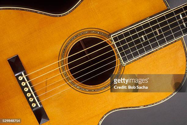 gruhn martin guitar - chitarra foto e immagini stock