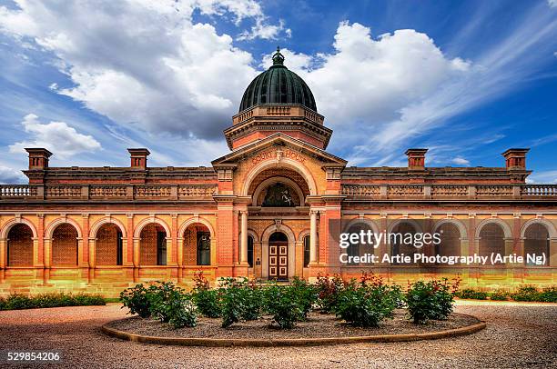 goulburn courthouse, goulburn, new south wales, australia - regional new south wales stock pictures, royalty-free photos & images