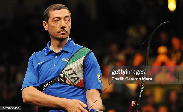 Fabio Tomasulo shoots during Archery Finals at the Invictus Games at ESPN Wide World of Sports complex on May 9, 2016 in Lake Buena Vista, Florida.