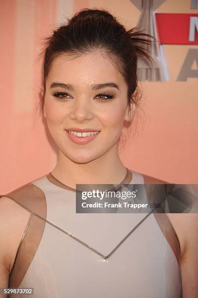 Actress Hailee Steinfeld arrives at the 2015 iHeartRadio Music Awards held at The Shrine Auditorium.