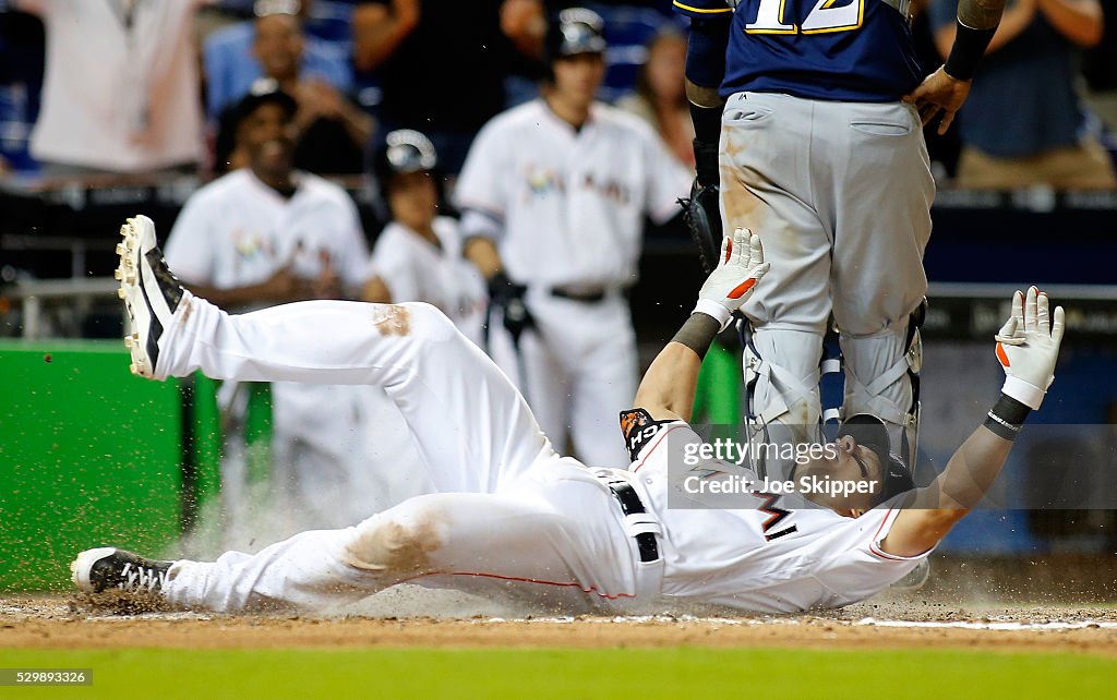 Milwaukee Brewers v Miami Marlins