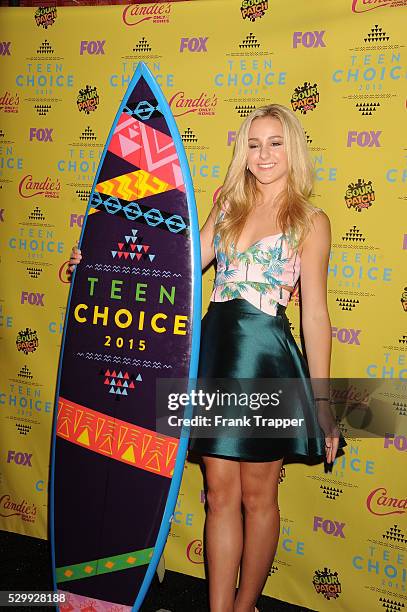 Actress Chloe Lukasiak, winner of the Choice DancerAward posing in the press room at the Teen Choice Awards 2015 held at the USC Galen Center.