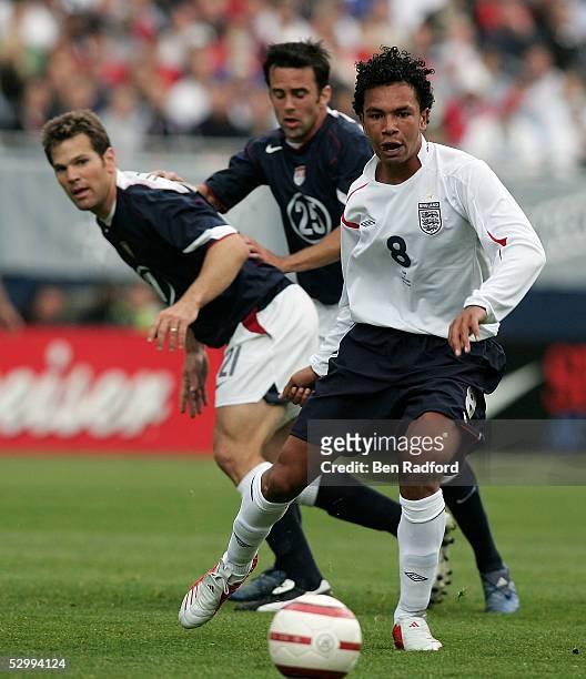 Kieran Richardson of England and Greg Vanney and Kerry Zavagnin of USA during the USA v England friendly match on May 28, 2005 at Soldier Field in...