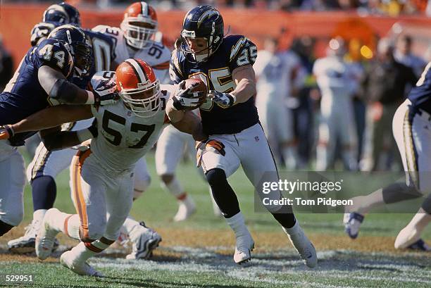 Dwight Rudd Browns Dwayne Rudd Photos and Premium High Res Pictures - Getty Images