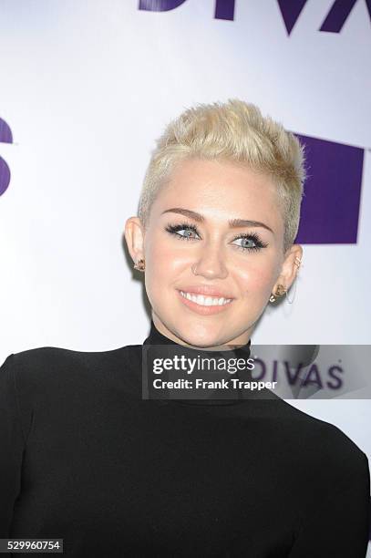 Singer Miley Cyrus arrives at the VH1 Divas 2012 held at The Shrine Auditorium.