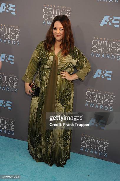 Actress Melissa McCarthy arrives at the 21st Annual Critics' Choice Awards held at Barker Hangar in Santa Monica.