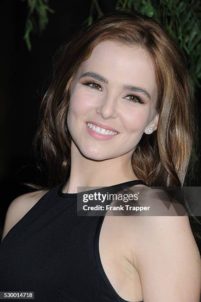 Actress Zoey Deutch arrives at the premiere of Beautiful Creatures held at Grauman's Chinese Theater.