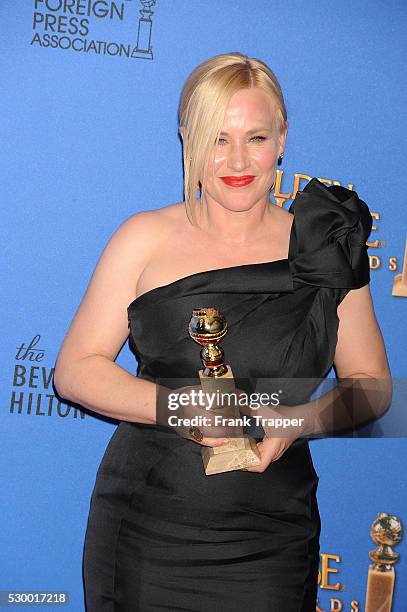 Actress Patricia Arquette, winner of Best Supporting Actress in a Motion Picture - Drama, Musical or Comedy for "Boyhood" posing at the 72nd Annual...