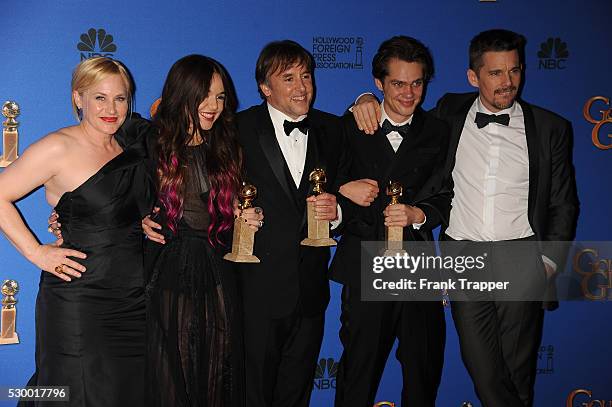 Actors Patricia Arquette and Lorelei Linklater, director Richard Linklater, actors Ellar Coltrane and Ethan Hawke, winners of Best Motion Picture -...