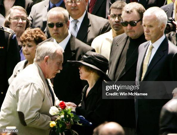 Col. David Hackworth's widow, Eilhys England Hackworth receives the... News Photo - Getty Images