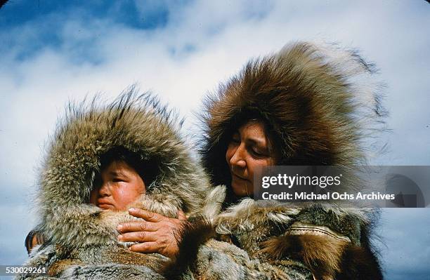 5 Inuits Inuit Coat Photos and Premium High Res Pictures - Getty Images
