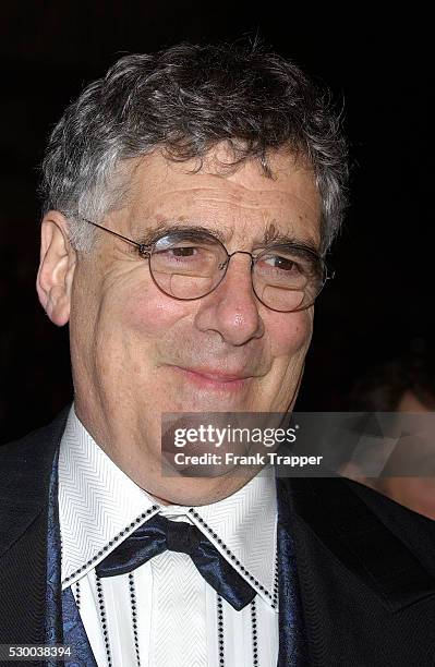 Eliott Gould arrives at the premiere of "Ocean's 12," held at Grauman's Chinese Theatre.