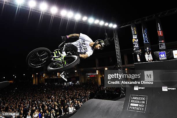 Spin Ramp 110 Spine Ramp Stock Photos, High-Res Pictures, and Images - Getty Images