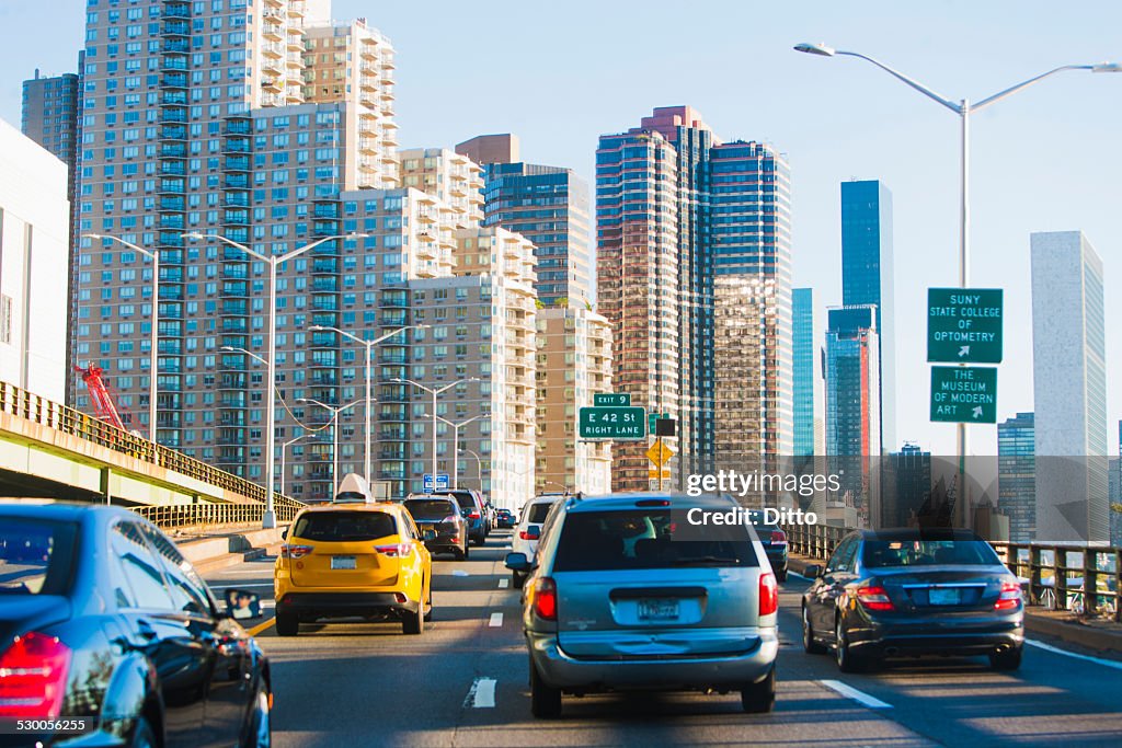 Traffic on FDR Drive, Manhattan, New York, USA