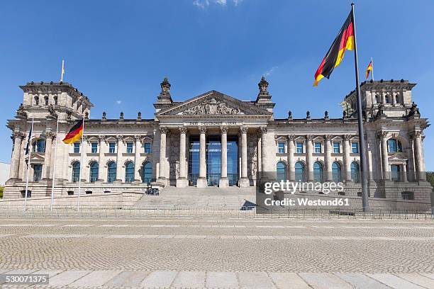 germany, berlin, berlin-tiergarten, reichstag building - reichstag 個照片及圖片檔