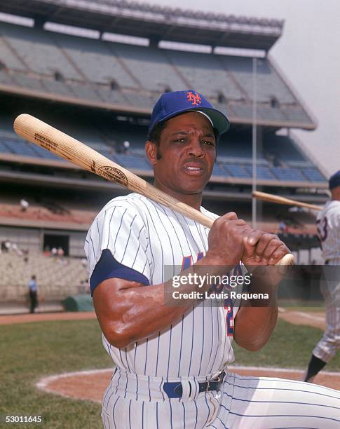 Willie Mays of the New York Mets poses for a portrait circa 1972-1973.