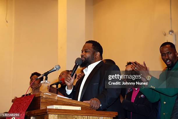 Hezekiah Walker performs at Kathy Jordan Sharpton's Birthday Celebration at Canaan Baptist Church of Christ on May 9, 2016 in New York City.