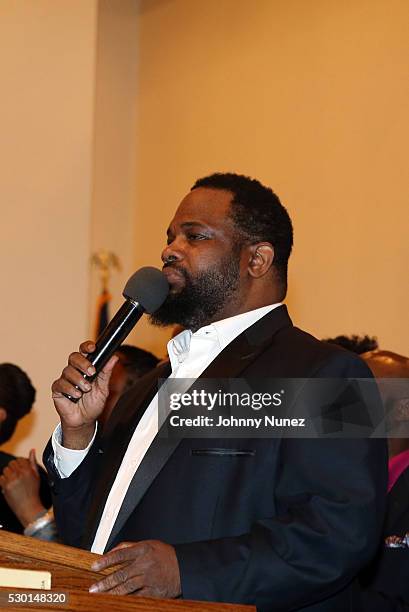 Hezekiah Walker performs at Kathy Jordan Sharpton's Birthday Celebration at Canaan Baptist Church of Christ on May 9, 2016 in New York City.
