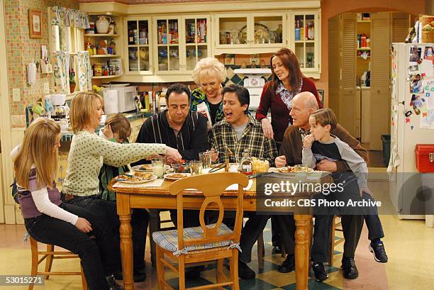 The Barone family enjoys Marie's home cooking on the May 16 series finale of EVERYBODY LOVES RAYMOND. From left to right: Madlyin Sweeten, Monica...