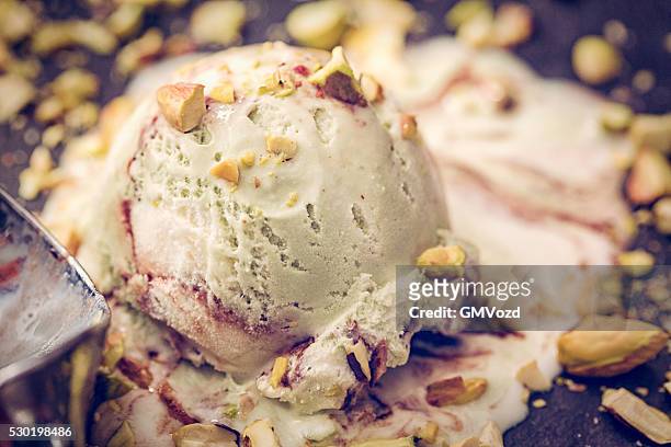 delicious pistachio ice cream - pistachio ice cream stock pictures, royalty-free photos & images