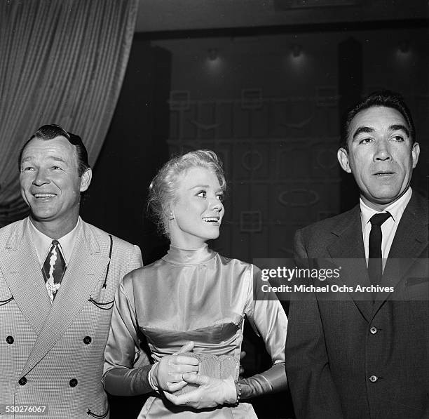 Entertainer Tex Ritter his wife Dorothy Fay with actor Anthony Quinn attend the Cinema Editors Awards in Los Angeles,CA.
