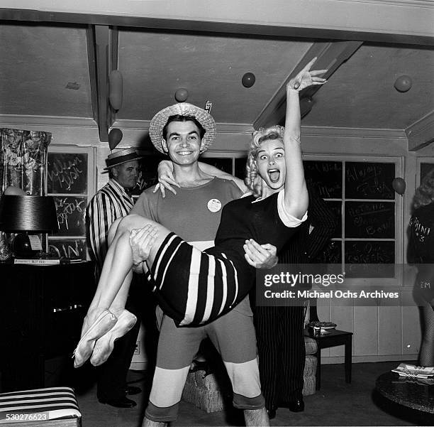 Model Delores Reed Dolores Reed Photos and Premium High Res Pictures - Getty Images