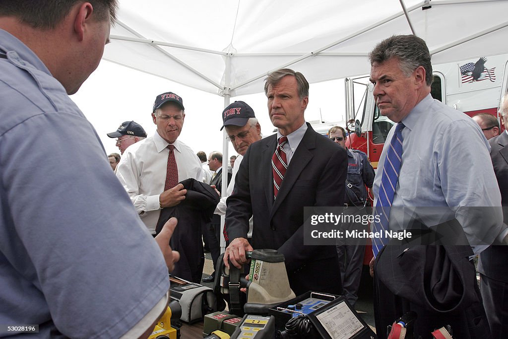 Homeland Security Congressional Delegation Inspects NY Security Technology