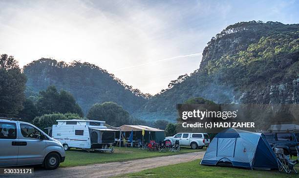 camping along the great ocean road | lorne - trailer home stock pictures, royalty-free photos & images