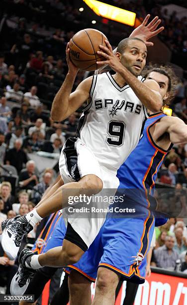 Tony Parker of the San Antonio Spurs drives against the Oklahoma City Thunder in game Five of the Western Conference Semifinals during the 2016 NBA...