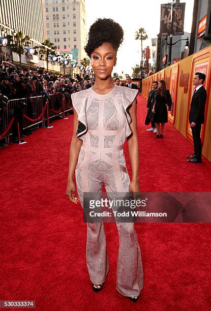 Actress Yaya DaCosta attends the premiere of Warner Bros. Pictures' 'The Nice Guys' at TCL Chinese Theatre on May 10, 2016 in Hollywood, California.