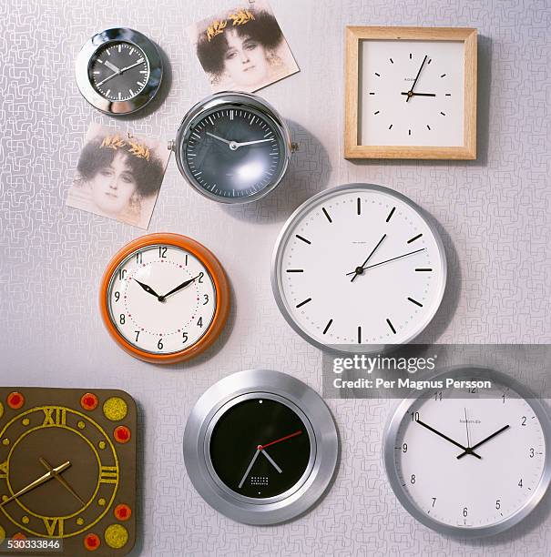 Multiple Simple Clock 103 Multiple Clocks Wall Stock Photos, High-Res Pictures, and Images ...