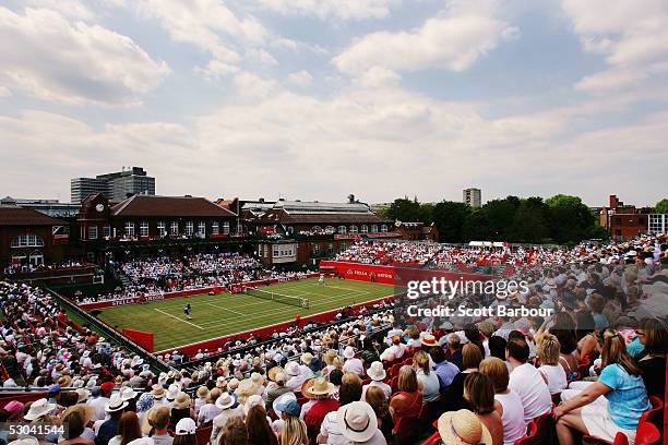 General view of centre court at the Stella Artois Tennis Championships at the Queen's Club on June 9, 2005 in London, England.