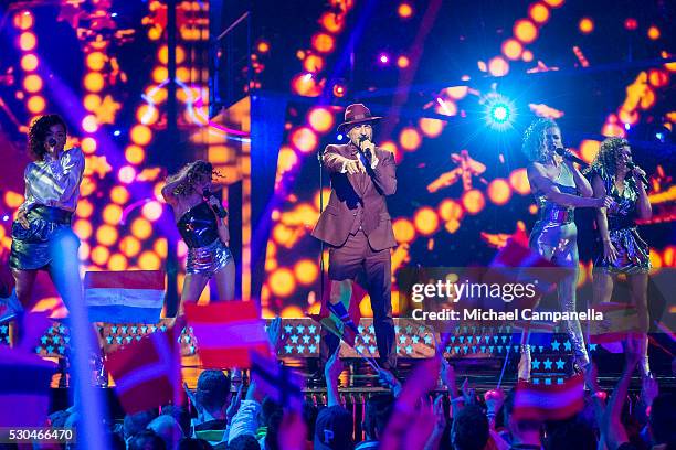 Serhat of San Marino performs the song "I Didn't Know" during the semifinals of the 2016 Eurovision Song Contest at Ericsson Globe Arena on May 10,...