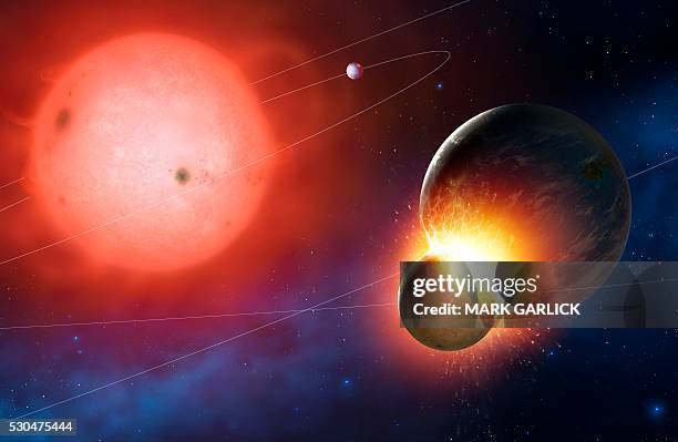the sun as a red giant in the far future - planet collision stock-fotos und bilder