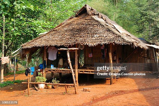 mae salong - karen longneck hill tribe village - chiang rai province stock pictures, royalty-free photos & images