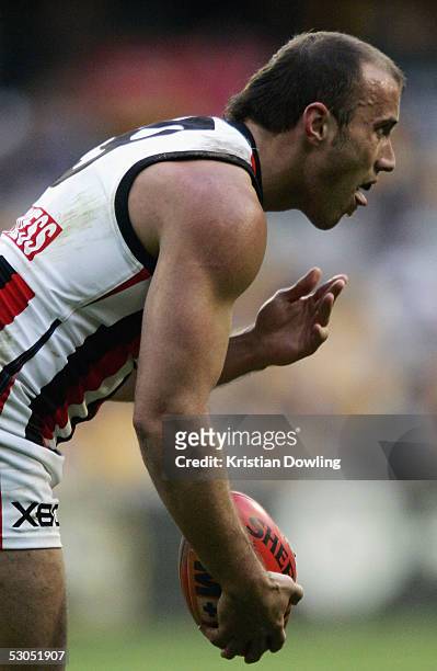 Fraser Gehrig for the Saints lines up a goal during the round twelve AFL match between the Hawthorn Hawks and the St.Kilda Saints at the MCG on June...
