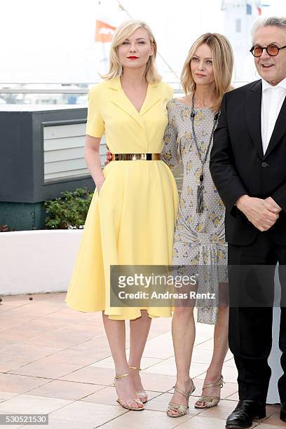 Kirsten Dunst, Vanessa Paradis and George Miller attend the Jury Photocall during the 69th Annual Cannes Film Festival at the Palais des Festivals on...