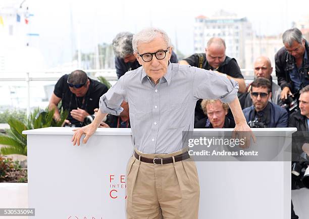 Director Woody Allen attends the "Cafe Society" Photocall during The 69th Annual Cannes Film Festival on May 11, 2016 in Cannes.
