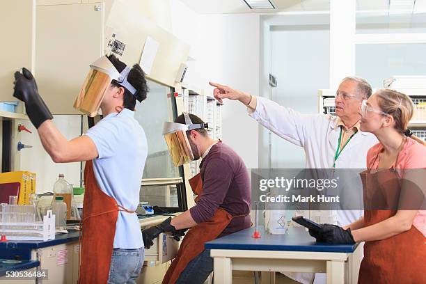 School Lab Mask 179 School Computer Lab Mask Stock Photos, High-Res Pictures, and ...