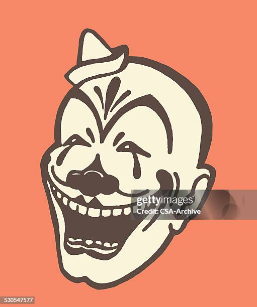 ilustraciones, imágenes clip art, dibujos animados e iconos de stock de riendo calvo payaso - payaso