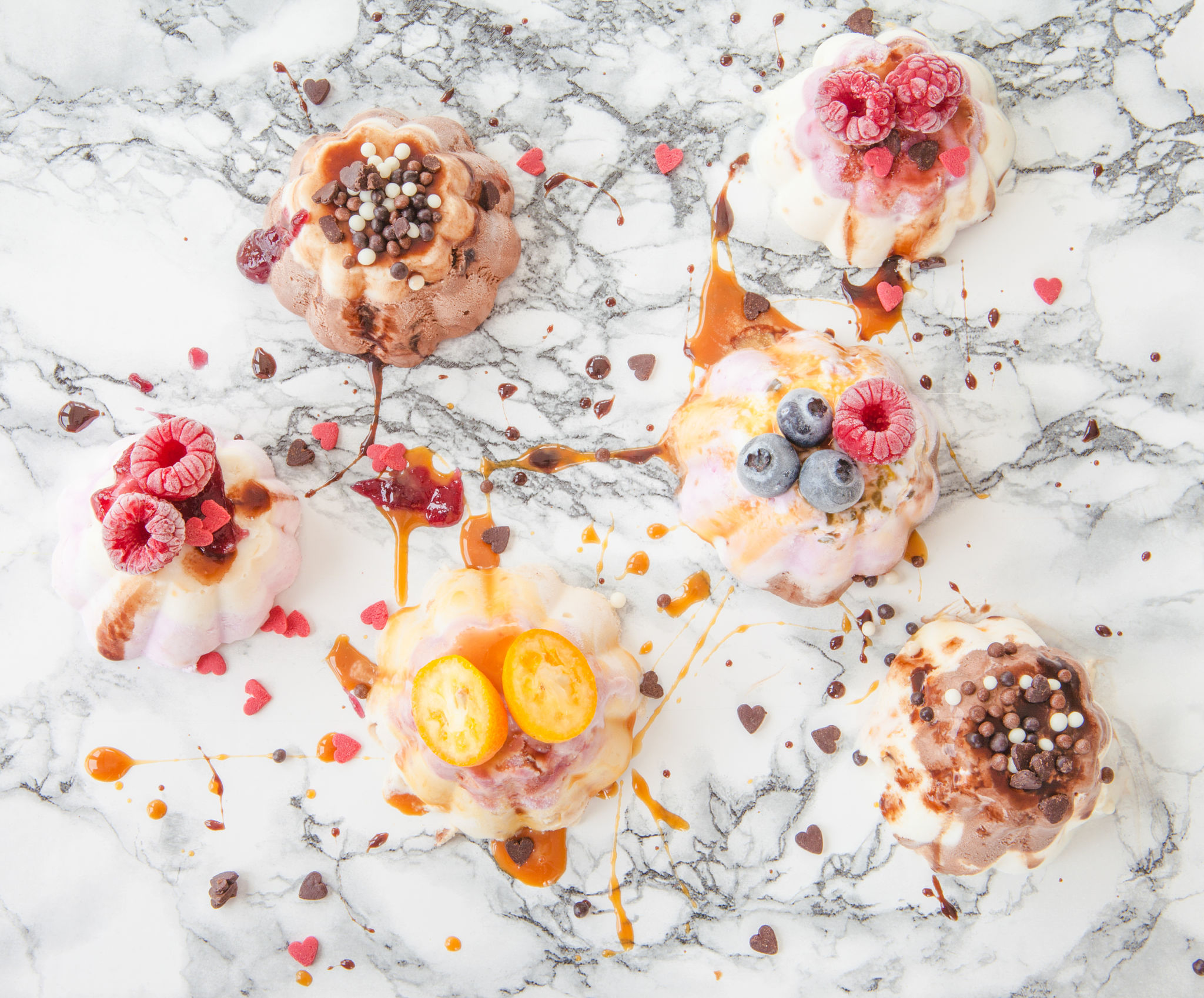 ice cream cake toppings