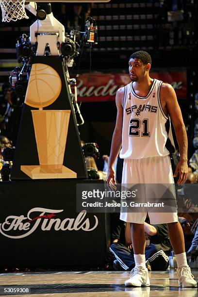 Tim Duncan of the San Antonio Spurs waits for play to resume against the Detroit Pistons in Game two of the 2005 NBA Finals on June 12, 2005 at the...