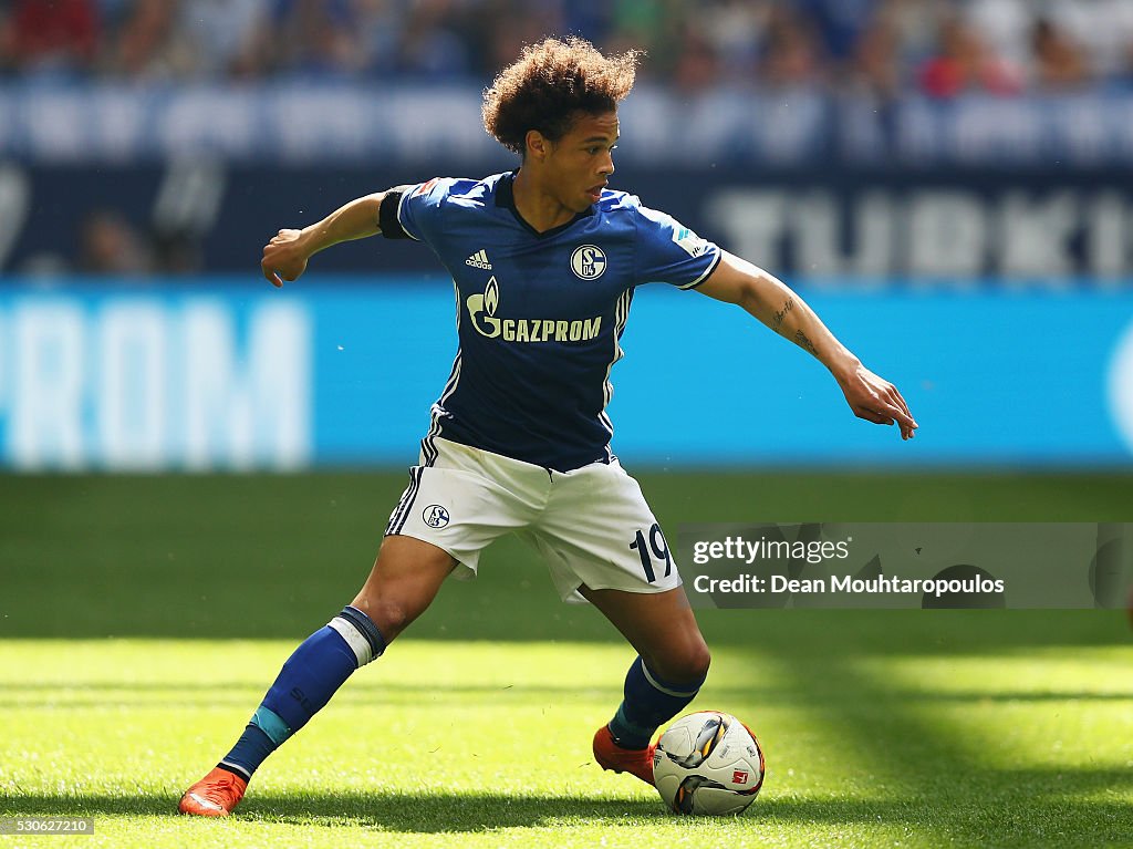 FC Schalke 04 v FC Augsburg - Bundesliga