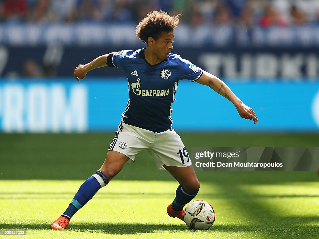 FC Schalke 04 v FC Augsburg - Bundesliga